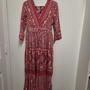 Elegant Red Geometric Maxi Dress
